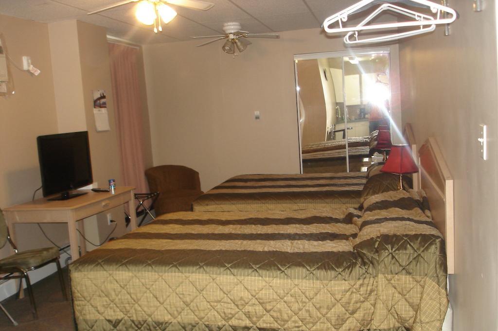 King'S Hotel & Motel By Elevate Rooms Shaunavon Buitenkant foto