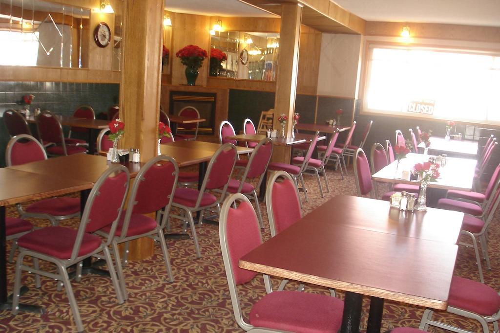 King'S Hotel & Motel By Elevate Rooms Shaunavon Buitenkant foto