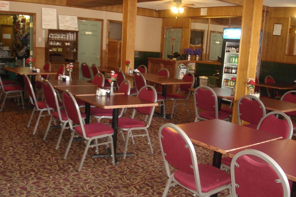 King'S Hotel & Motel By Elevate Rooms Shaunavon Buitenkant foto